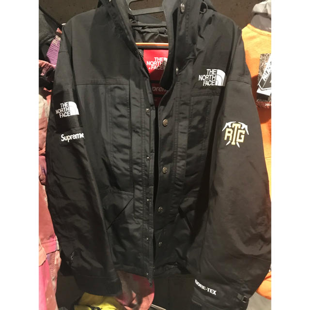 Supreme(シュプリーム)のSupreme The North Face RTG Jacket Mサイズ メンズのジャケット/アウター(マウンテンパーカー)の商品写真