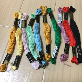 オリンパス(OLYMPUS)のオリンパス刺繍糸　日本製　25 番糸　10本セット(生地/糸)