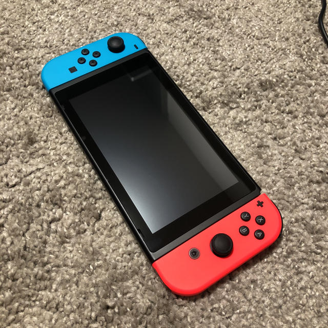【美品・付属品完備】Nintendo switch