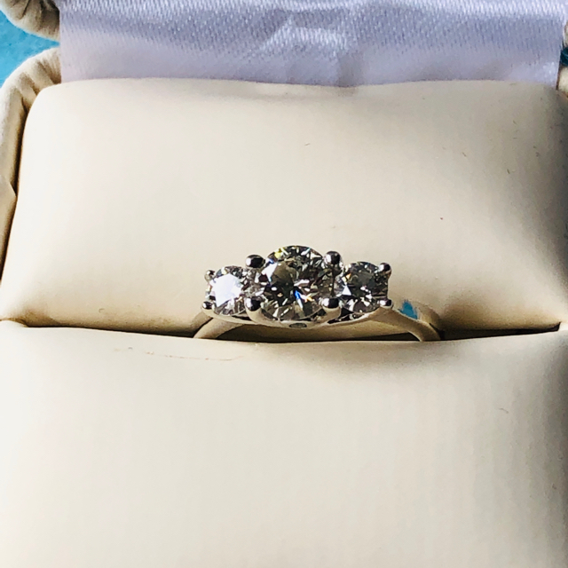ダイヤモンドリング　9号 レディースのアクセサリー(リング(指輪))の商品写真