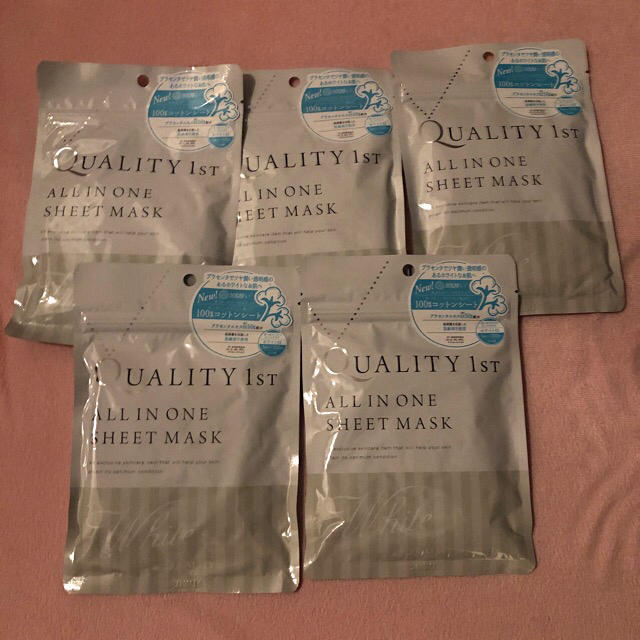 QUALITY FIRST(クオリティファースト)のクオリティファースト オールインワンシートマスク ホワイトEX 5袋セット コスメ/美容のスキンケア/基礎化粧品(パック/フェイスマスク)の商品写真
