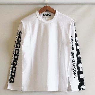 コムデギャルソン(COMME des GARCONS)の新品 送料込 コムデギャルソン CDG エアラインロゴ ロングスリーブ ホワイト(Tシャツ/カットソー(七分/長袖))