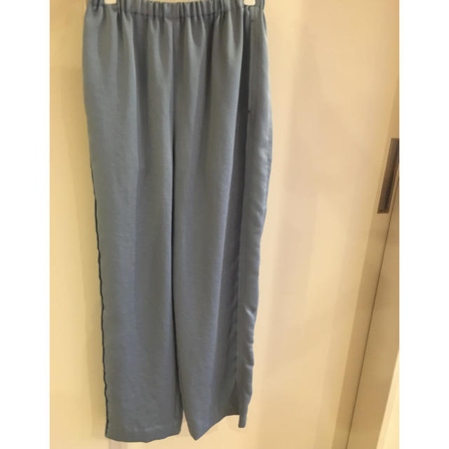 BEAUTY&YOUTH UNITED ARROWS(ビューティアンドユースユナイテッドアローズ)の＜6(ROKU)＞NEW SATIN PANTS/パンツ レディースのパンツ(カジュアルパンツ)の商品写真