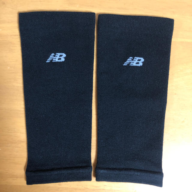 New Balance(ニューバランス)の新品　黒ニューバランスサポーター スポーツ/アウトドアのトレーニング/エクササイズ(トレーニング用品)の商品写真