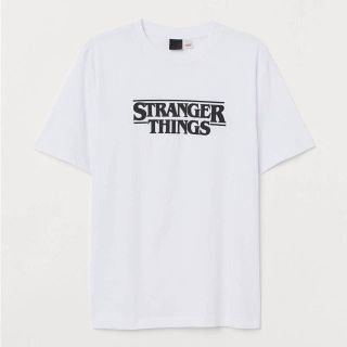 エイチアンドエム(H&M)の【新品】H＆M × ストレンジャーシングス / メンズ Tシャツ XL(Tシャツ/カットソー(半袖/袖なし))