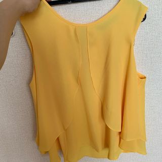 ザラ(ZARA)のZARA イエロー　ブラウス(シャツ/ブラウス(半袖/袖なし))