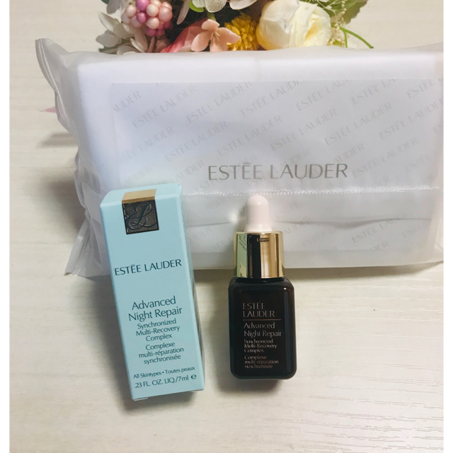 Estee Lauder(エスティローダー)のエスティローダー 美容液ミニサイズ&コットン コスメ/美容のスキンケア/基礎化粧品(美容液)の商品写真