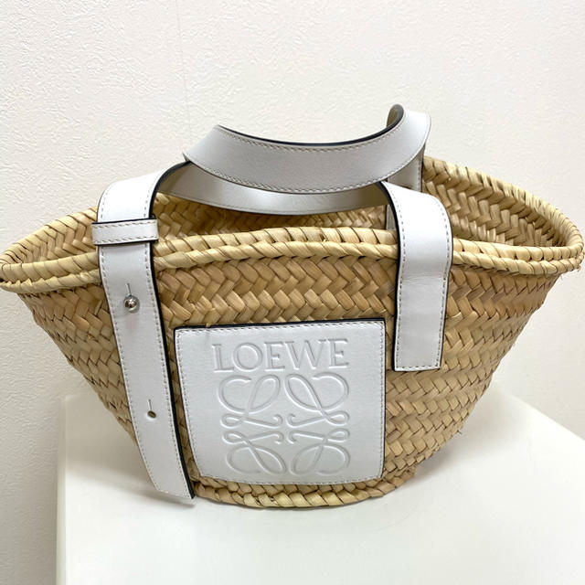 なお様専用ページ loewe カゴbag スモール 高級素材使用ブランド 49.0