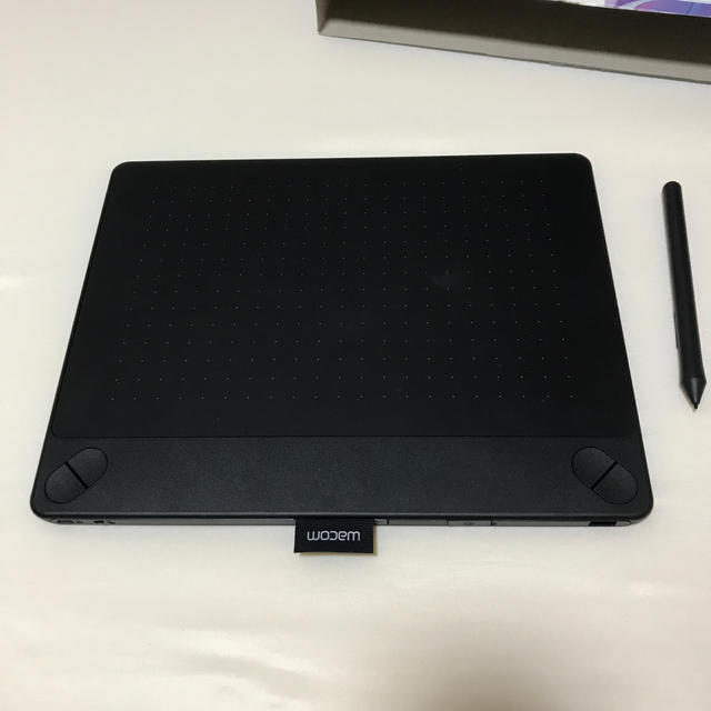 Wacom(ワコム)のwacom intuos art スマホ/家電/カメラのPC/タブレット(PC周辺機器)の商品写真