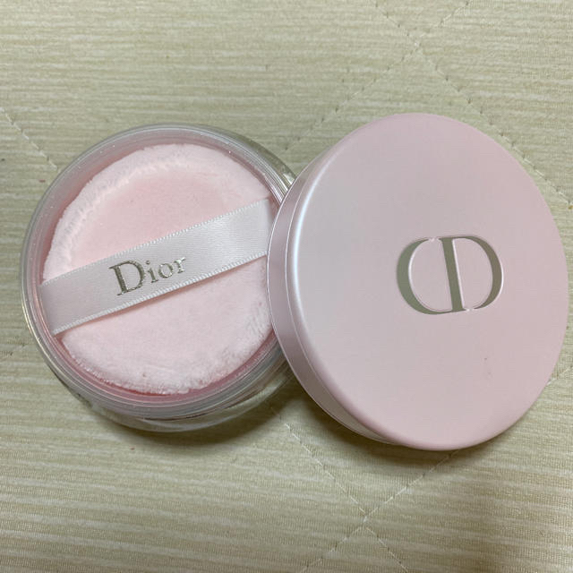 Dior(ディオール)の限定⭐︎ミスディオール　ブルーミングボディパウダー コスメ/美容のボディケア(ボディパウダー)の商品写真