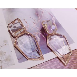 スワロフスキー(SWAROVSKI)の再々入荷！新品インポート♡カット クリスタル クリア ゴールド ピアス(ピアス)