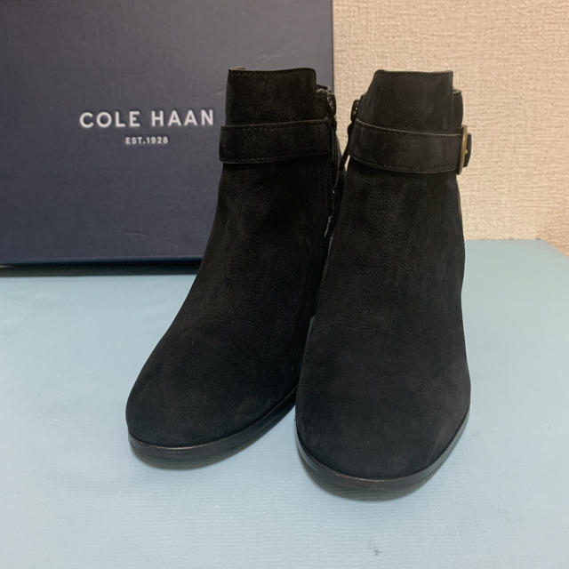 Cole Haan(コールハーン)の★美品❗️★コールハーン ショートブーツ 23.5 レディースの靴/シューズ(ブーツ)の商品写真