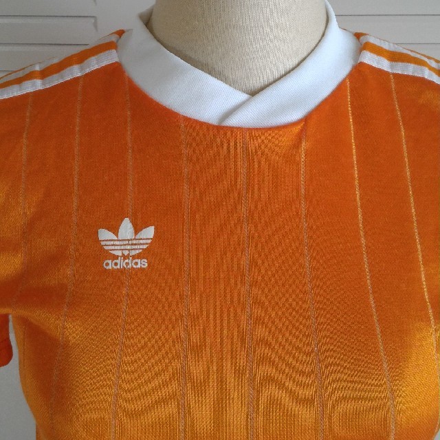 adidas(アディダス)のアディダス vintageお好きな方へ！ レディースのトップス(Tシャツ(半袖/袖なし))の商品写真