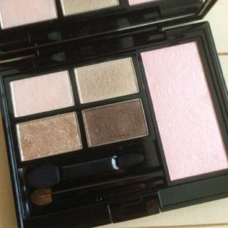 アディクション パレット アイシャドウ ゴールド 金色系 の通販 94点 Addictionのコスメ 美容を買うならラクマ