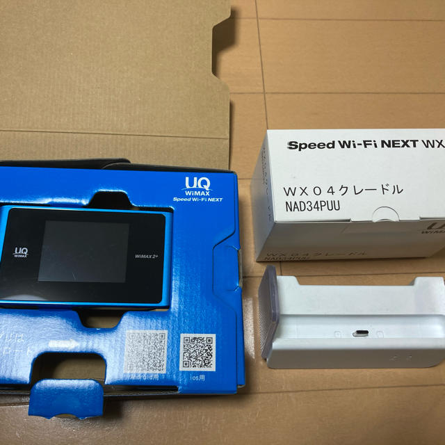 NEC(エヌイーシー)の楽天アンリミット設定済み WX04 クレードル付き SIMフリー Wifiルータ スマホ/家電/カメラのスマートフォン/携帯電話(スマートフォン本体)の商品写真