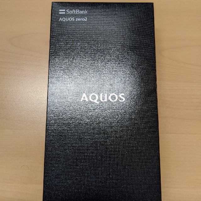 AQUOS(アクオス)のSoftbank AQUOS ZERO2 SIMロック解除済み 新品未使用 スマホ/家電/カメラのスマートフォン/携帯電話(スマートフォン本体)の商品写真