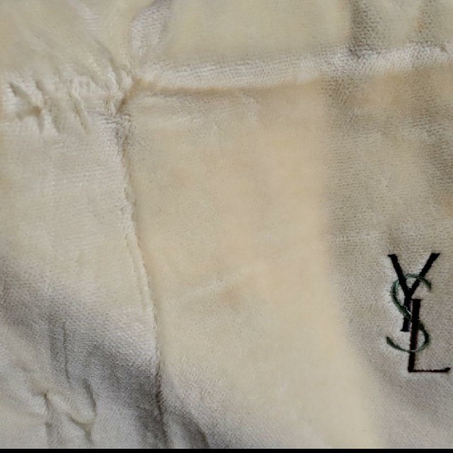 Yves Saint Laurent Beaute(イヴサンローランボーテ)のイヴサンローラン　シーツ　ボアシーツ　サンローラン インテリア/住まい/日用品の寝具(シーツ/カバー)の商品写真