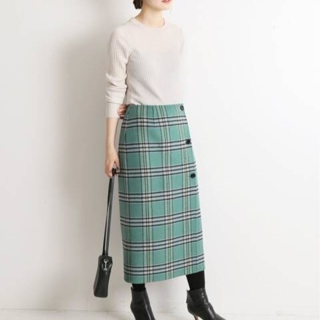 IENA(イエナ)のIENA イエナ　Wフェイスリバーシブルミッドカーフスカート レディースのスカート(ひざ丈スカート)の商品写真