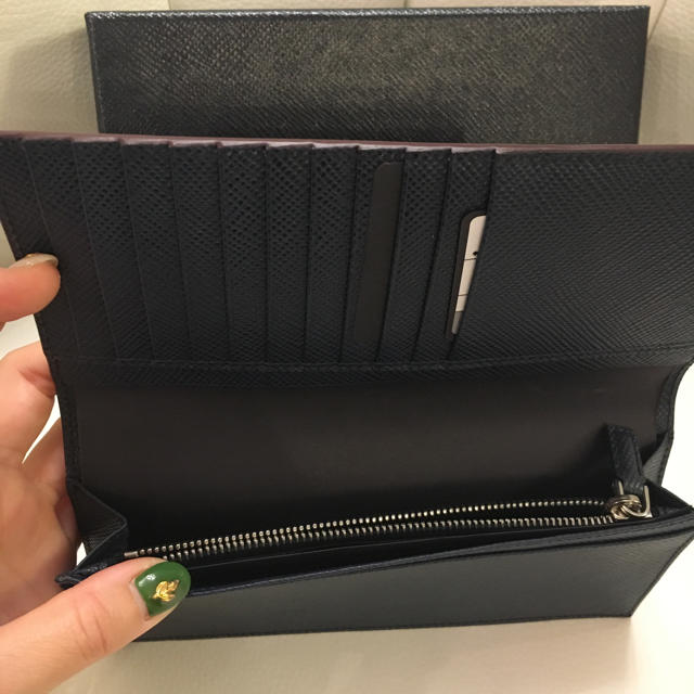 新品 PRADA 長財布 サフィアーノレザー イタリア製 プラダ