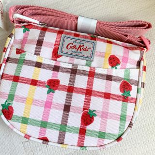 キャスキッドソン(Cath Kidston)のキャスキッドソン  いちご　ポシェット(ポシェット)