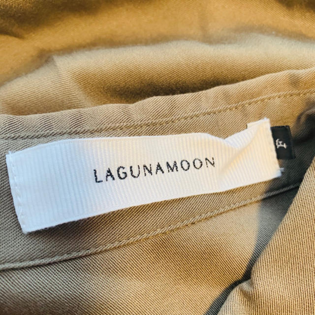 LagunaMoon(ラグナムーン)のLAGUNAMOON♡美品 レディースのトップス(シャツ/ブラウス(長袖/七分))の商品写真