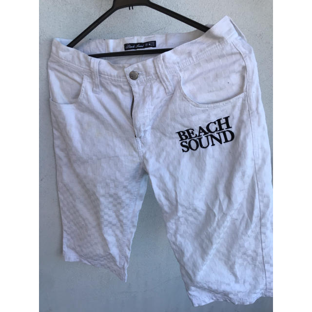 BEACH SOUND(ビーチサウンド)の値下げしました！　白　ハーフパンツ　格子柄　BEACH SOUND メンズのパンツ(ショートパンツ)の商品写真