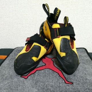 スポルティバ(LA SPORTIVA)のスポルティバ　スクワマ　クライミング　La Sportiva Skwama(登山用品)