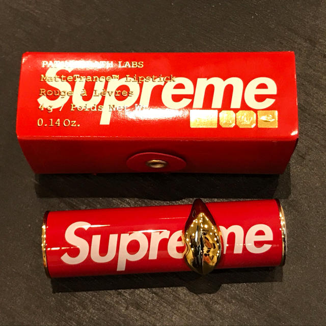 Supreme(シュプリーム)のSupreme Pat McGrath Labs Lipstickシュプリーム  コスメ/美容のベースメイク/化粧品(口紅)の商品写真