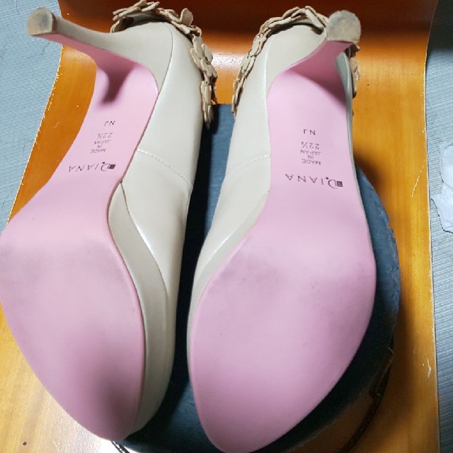 DIANA(ダイアナ)のダイアナ パンプス ディズニーコラボ レディースの靴/シューズ(ハイヒール/パンプス)の商品写真