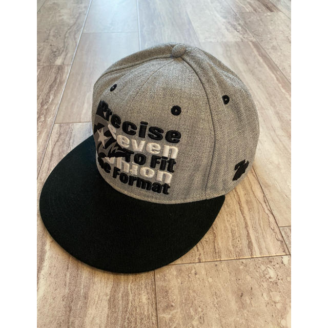 ニューエラ風　キャップ　グレー メンズの帽子(キャップ)の商品写真