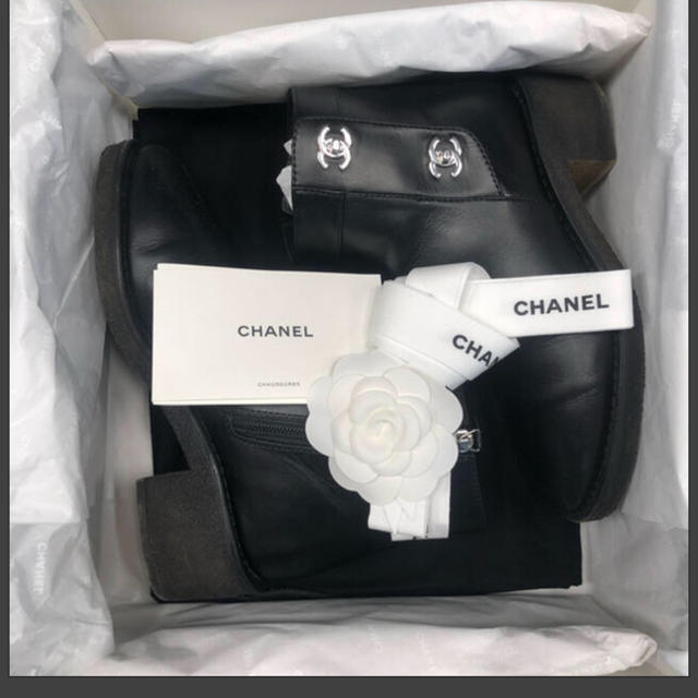 CHANEL シャネル ターンロック ショートブーツ