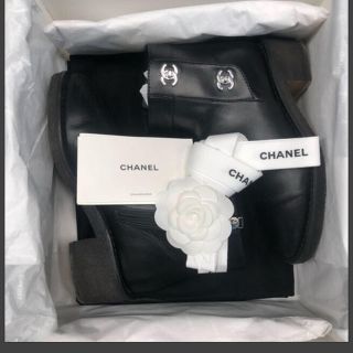 シャネル(CHANEL)のCHANEL シャネル ターンロック ショートブーツ(ブーツ)