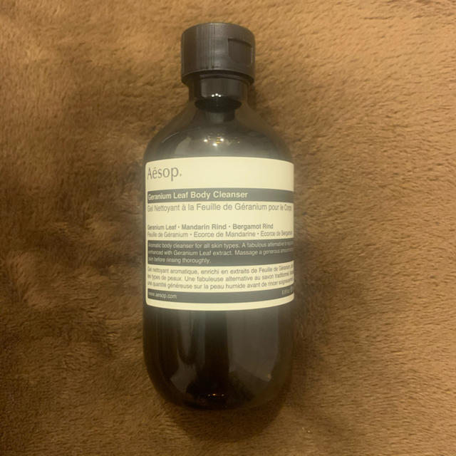 Aesop(イソップ)のAesop イソップ ボディクレンザー 11 200ml 再値下げ コスメ/美容のボディケア(ボディソープ/石鹸)の商品写真