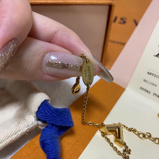 LOUIS VUITTON(ルイヴィトン)のルイヴィトン　エセンシャルv ブレスレット レディースのアクセサリー(ブレスレット/バングル)の商品写真