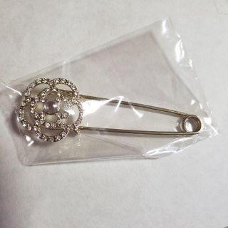 CLATHAS(ブローチ/コサージュ)のフリマアイテム一覧 CLATHAS(ブローチ/コサージュ)のフリマアイテム一覧