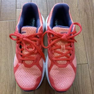 adidas　スニーカー24.0cm(スニーカー)