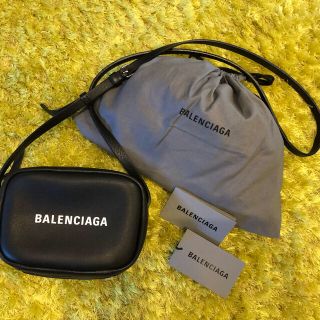 バレンシアガ(Balenciaga)のバレンシアガカメラバッグ(ショルダーバッグ)