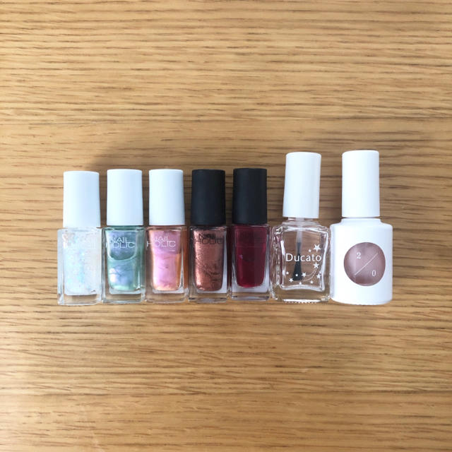 NAIL HOLIC(ネイルホリック)のマニキュアまとめ売り ネイルホリック uka/ウカ コスメ/美容のネイル(マニキュア)の商品写真