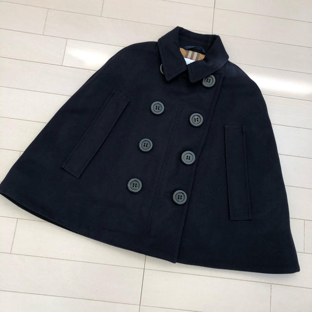 BURBERRY(バーバリー)のバーバリー　ポンチョ　120 キッズ/ベビー/マタニティのキッズ服女の子用(90cm~)(コート)の商品写真