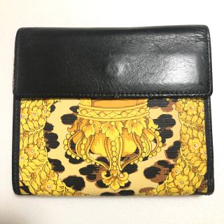 ヴェルサーチ(VERSACE)のヴェルサーチ Versace レオパード柄 二つ折り財布(財布)