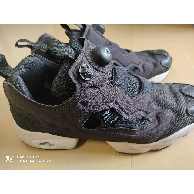 Reebok(リーボック)のReebok　インスタ　ポンプフューリー　27.5cm メンズの靴/シューズ(スニーカー)の商品写真