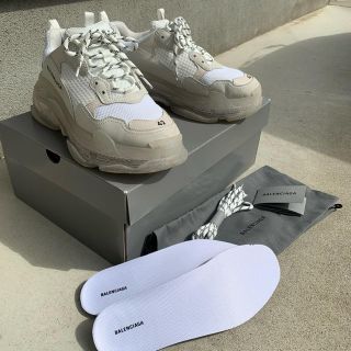 バレンシアガ(Balenciaga)の【ヘイガニ様 専用】Balenciaga トリプルS 【確実本物】(スニーカー)