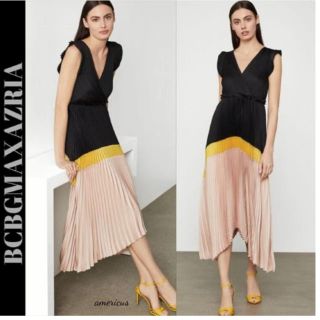 ビーシービージーマックスアズリア(BCBGMAXAZRIA)のさっきー様専用BCBGMAXAZRIA カラーブロックサテンプリーツドレス(ロングワンピース/マキシワンピース)