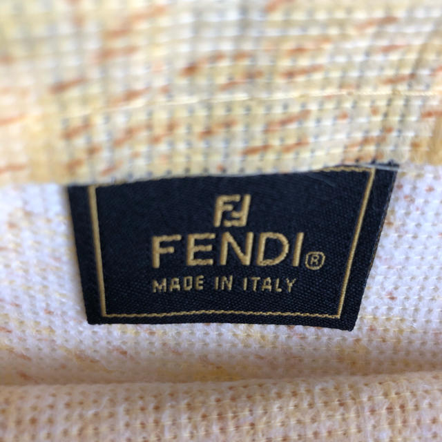 FENDI(フェンディ)のFENDI 巾着袋　更にお値下げしました レディースのバッグ(ショップ袋)の商品写真