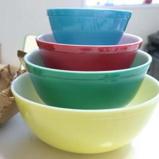 パイレックス(Pyrex)のデッドストック　オールドパイレックス　プライマリーマルチカラー　ミキシングボウル(食器)