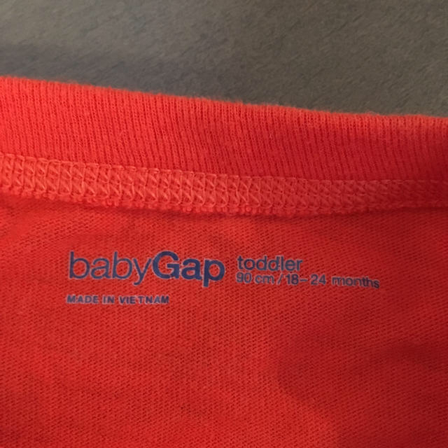 babyGAP(ベビーギャップ)のバスケット長袖Tシャツ キッズ/ベビー/マタニティのキッズ服男の子用(90cm~)(Tシャツ/カットソー)の商品写真