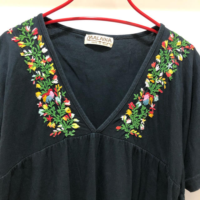 MALAIKA(マライカ)の花柄刺繍ワンピース　チュニック レディースのワンピース(ミニワンピース)の商品写真