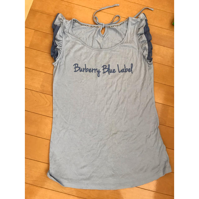 BURBERRY BLUE LABEL(バーバリーブルーレーベル)のバーバリーブルーレーベル　Ｔシャツ レディースのトップス(Tシャツ(半袖/袖なし))の商品写真