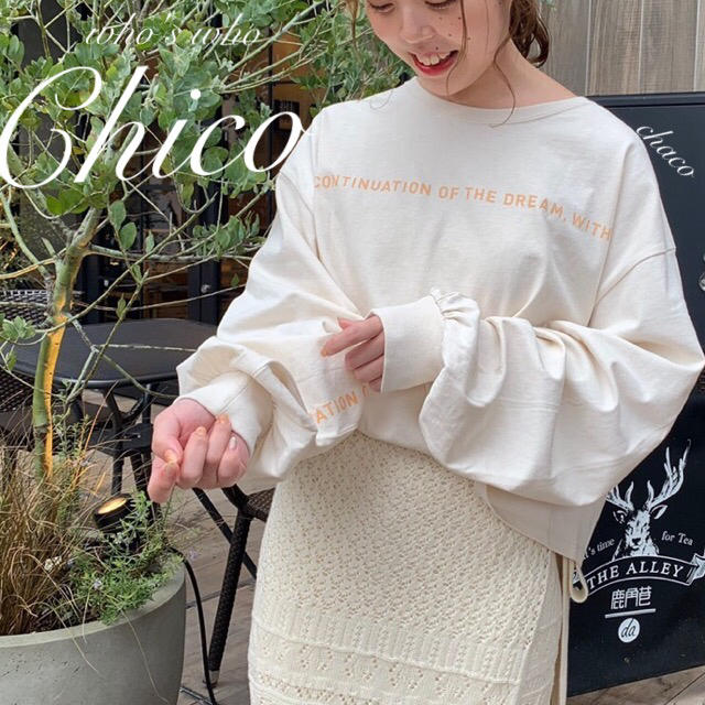 who's who Chico(フーズフーチコ)の新作🍊¥4290【Chico】ラインロゴプリントBIGロンT メンズのトップス(Tシャツ/カットソー(七分/長袖))の商品写真