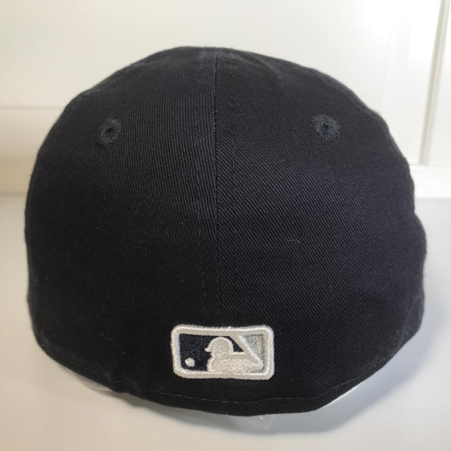 NEW ERA(ニューエラー)の子供用　ニューエラ　ヤンキースキャップ　新品未使用　男女兼用　送料無料 キッズ/ベビー/マタニティのこども用ファッション小物(帽子)の商品写真